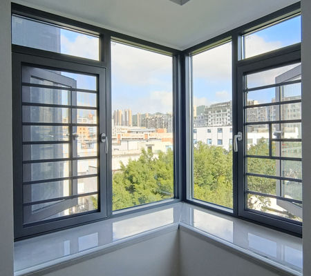 پنجره ای شیب دار آلومینیومی با پوشش پودری