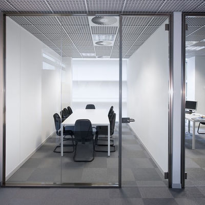 حفاظت از حریم خصوصی پارتیشن های شیشه ای تجاری قابل تنظیم با طراحی مدرن