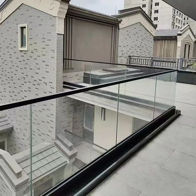 آلومینیوم بدون قاب U Channel Glass Railing مستطیل U Channel Balustrade