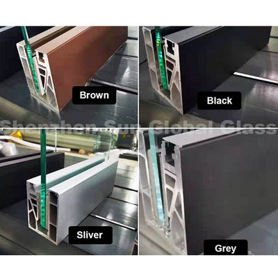 SZG U کانال بدون قاب 12 میلی متر شیشه ای بالکن چوکات ساختمان های مسکونی