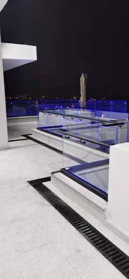 چوکات شیشه ای آلومینیوم مدرن U Channel Customized Frameless Glass Balcony