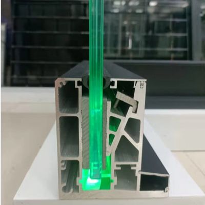 رنگارنگ LED Light U Channel Glass Railing با شیشه لایه دار 8-16mm و بیش از 5 سال گارانتی