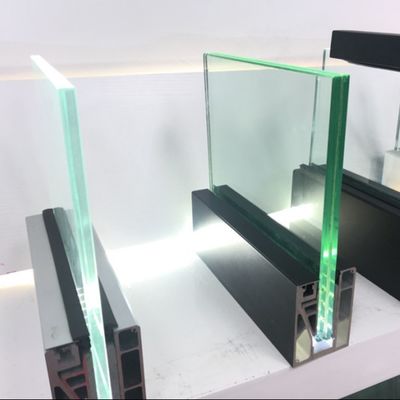 سیستم کانال U شیشه ای ثابت 800-1200 میلی متر با دستگیره آلومینیومی برای ایمنی و جذابیت زیبایی