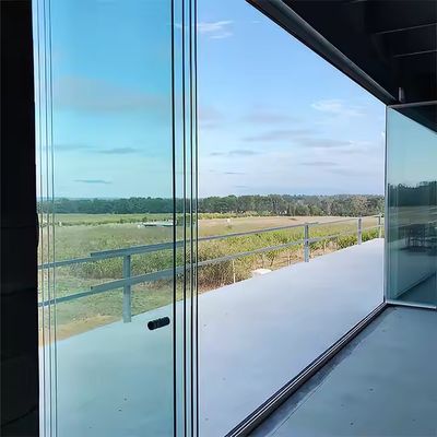 2.0mm ضخامت پروفایل آلومینیوم درب شیشه ای تاشو بدون قاب برای پارتیشن های داخلی با رنگ قاب سفارشی