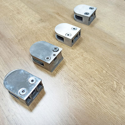 نرده پله شیشه ای سکوریت بدون قاب طراحی قابل تنظیم گیره قوس دسته 304 316 اتصالات